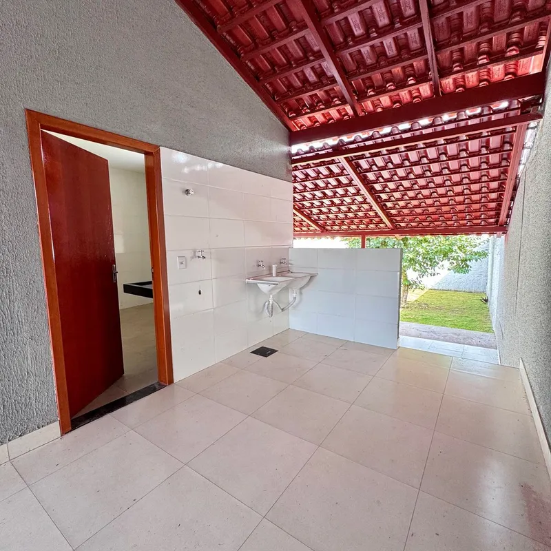 CASA À VENDA – SETOR MARISTA SUL – APARECIDA DE GOIÂNIACaracterísticas do imóvel...