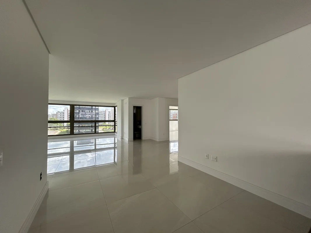 Apartamento novo - Noroeste/DF. Apartamento maravilhoso de canto à venda. São 21...