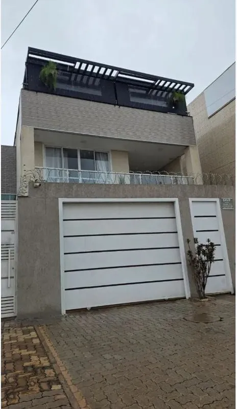 LEÕES DA CORRETAGEM VENDE O IMÓVEL QUE VOCÊ PROCURASOBRADO ALTO PADRÃO RUA 01 VI...