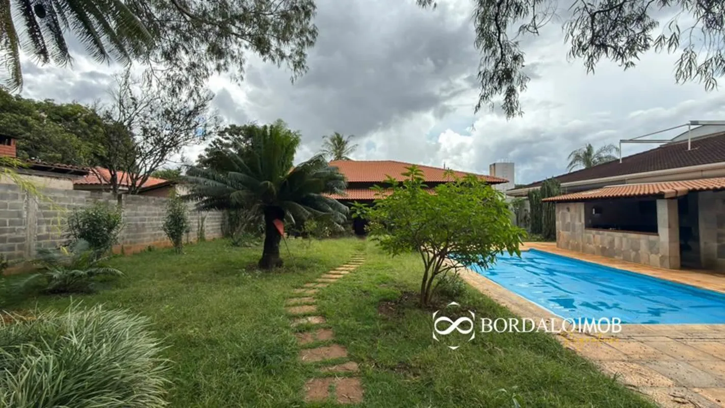 VILLA152985 - Última atualização: 13/06/26 23:31Oportunidade no Lago Sul SHIS QI...