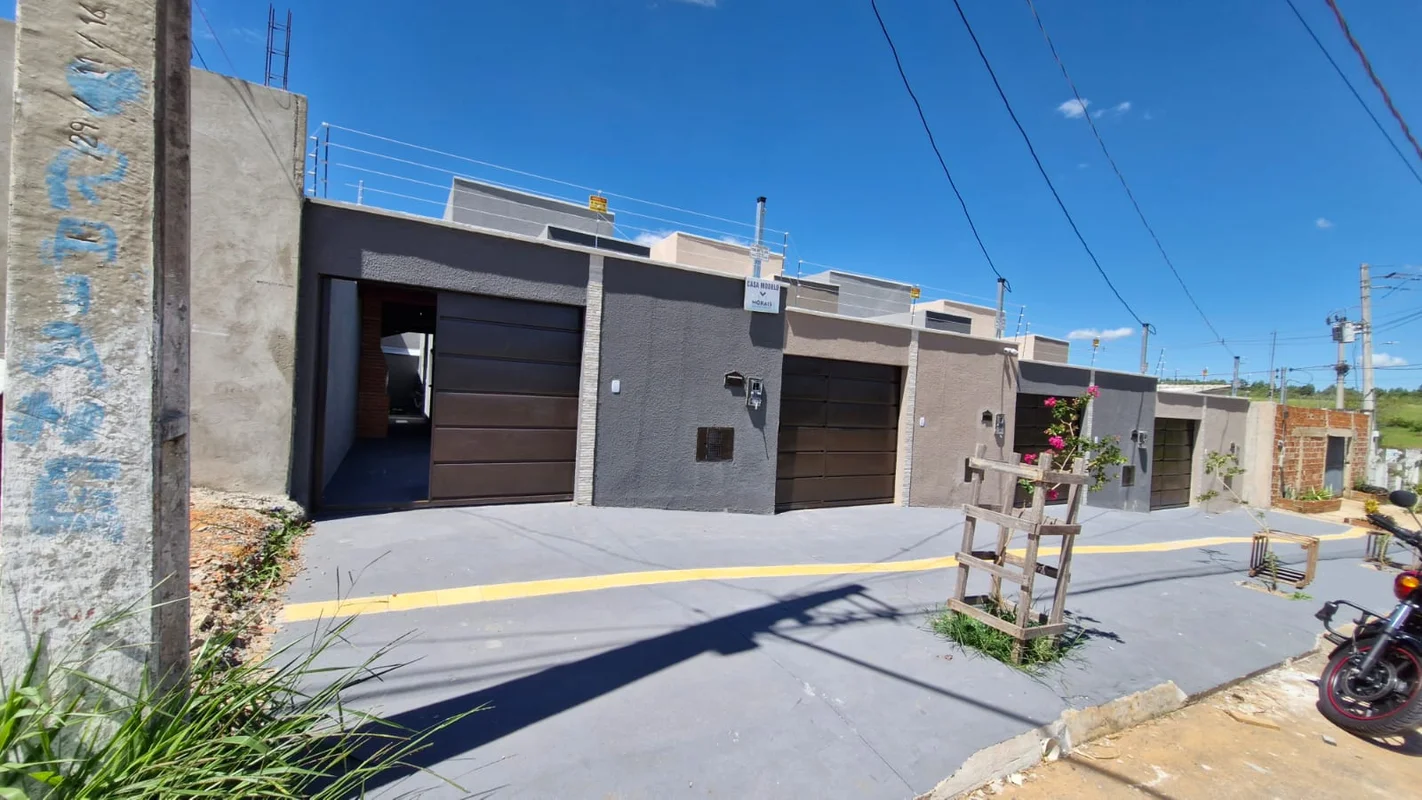 SAIA DO ALUGUEL E VENHA CONHECER ESTA LINDA CASA NO SANTA EFIGÊNIA, LOCALIZADA E...