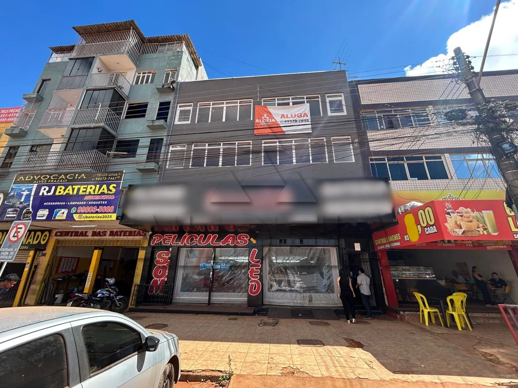 O Prédio disponível fica em excelente localização, no centro de Taguatinga. Há e...