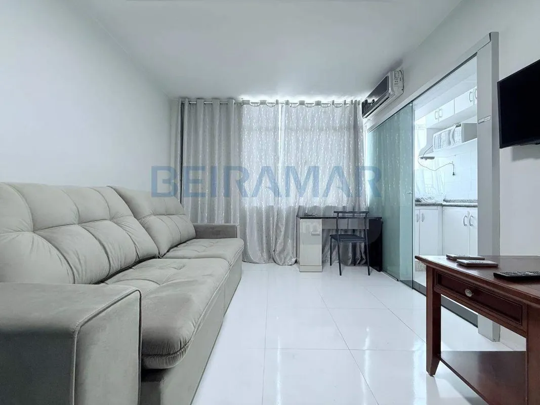 Este apartamento de 38m² na Asa Sul é a escolha ideal para quem busca praticidad...