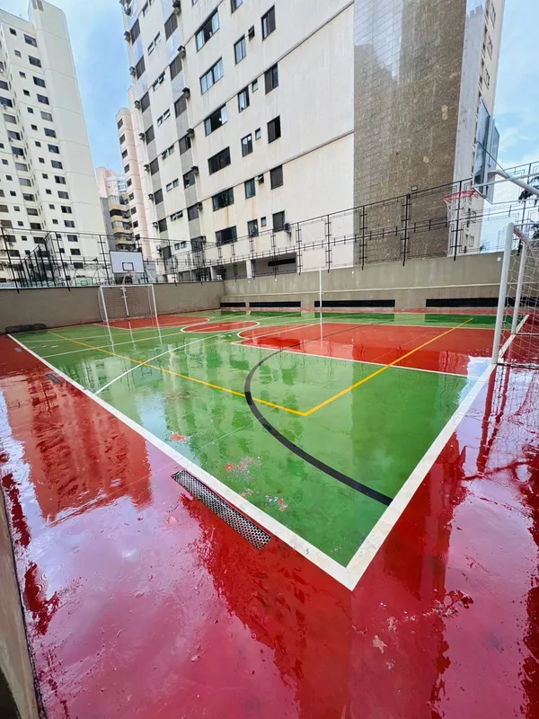 Apartamento com 248 m², sendo 1 por andar, garantindo privacidade e exclusividad...