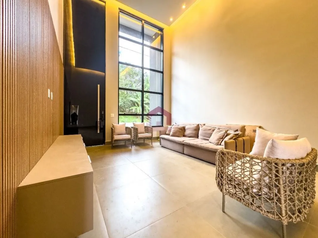 Fernandes & Coelho Imóveis apresenta excelente casa no Residencial Garden Park, ...