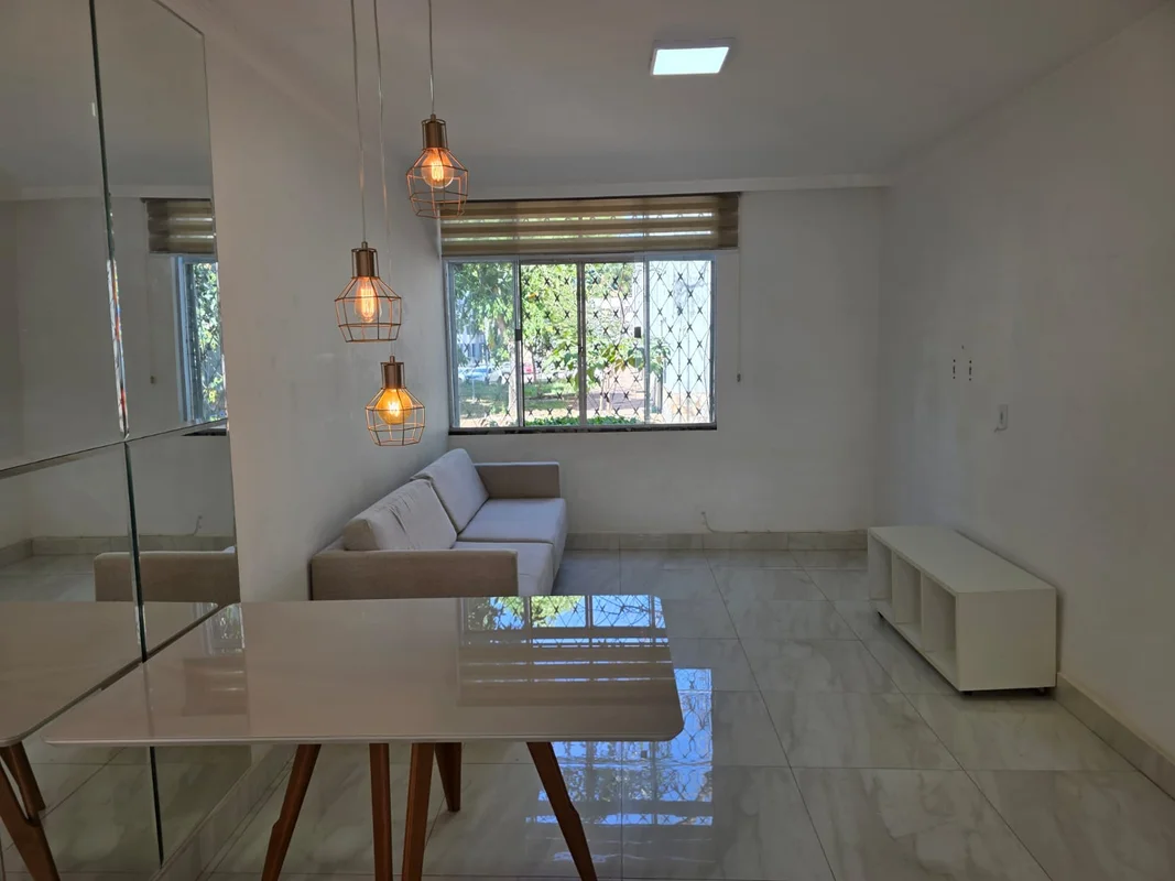 ACEITA FINANCIAMENTO E FGTS !!Lindo apto reformado na SQS 410, - 55,00 m2 na par...