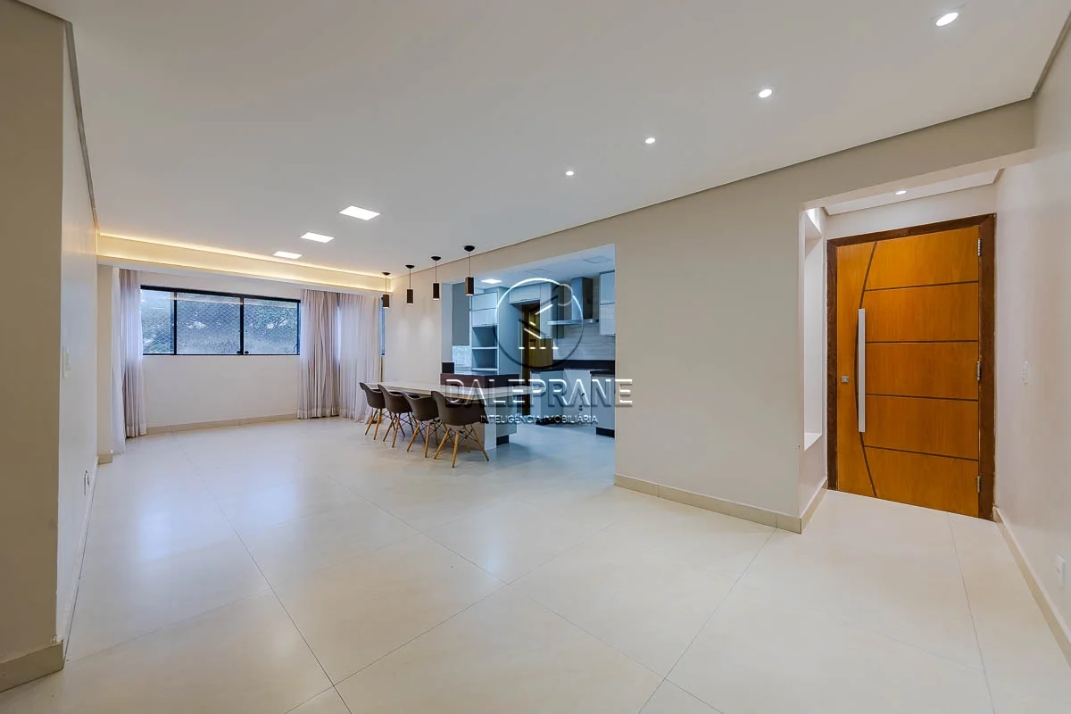 DALEPRANE INTELIGÊNCIA IMOBILIÁRIA VENDE EXCELENTE APARTAMENTO NA SQN 305 CORRET...