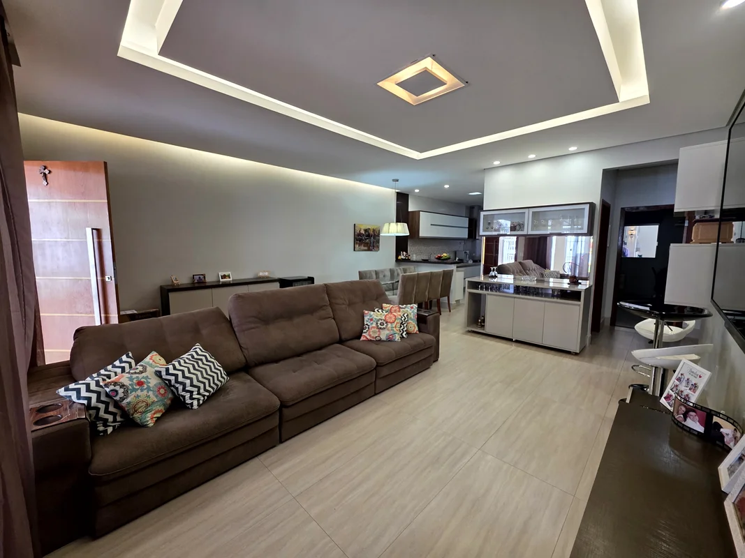 Exclusividade F&M Imobiliária – Guará I, Brasília DFApresentamos uma casa simple...