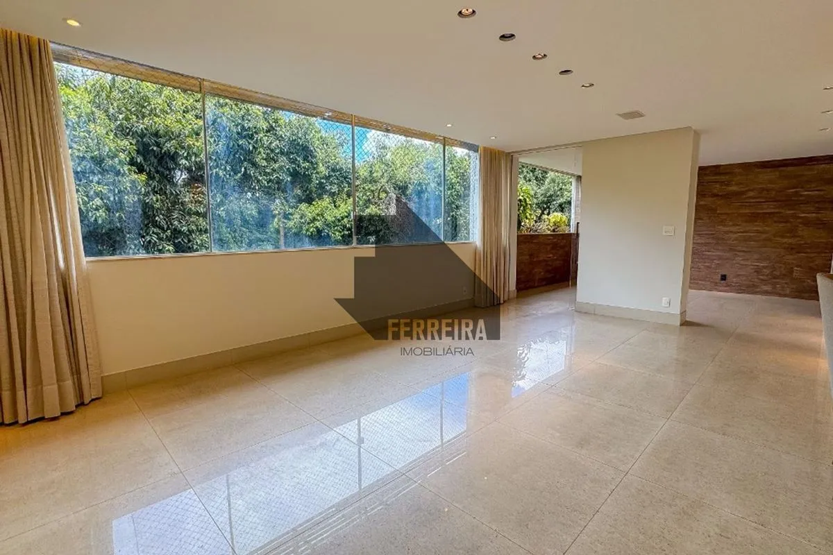 Excelente oportunidade para quem busca conforto, espaço e localização privilegia...