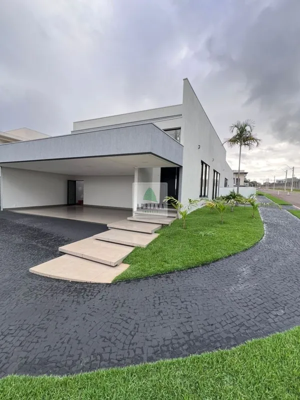 Casa térrea contendo: 4 suítes sendo a master com closet e 2 suítes estilo ameri...