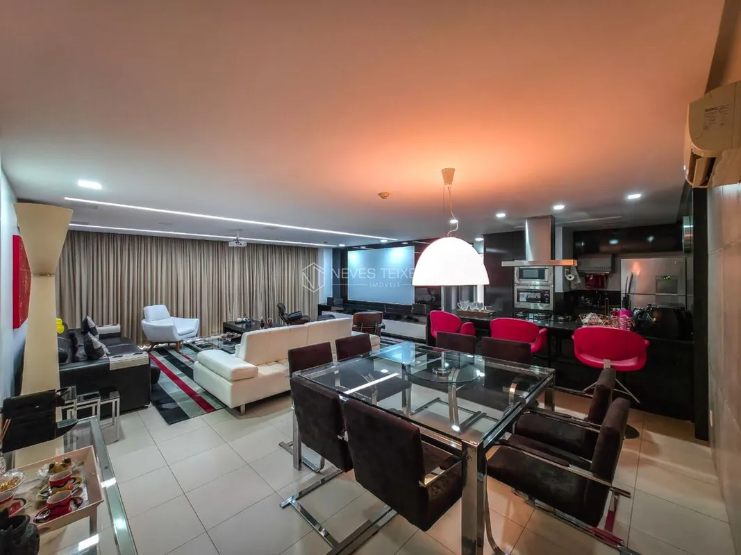 NEVES TEIXEIRA IMÓVEIS VENDE:Apartamento amplo e sofisticado no SCEN, Trecho 1 -...