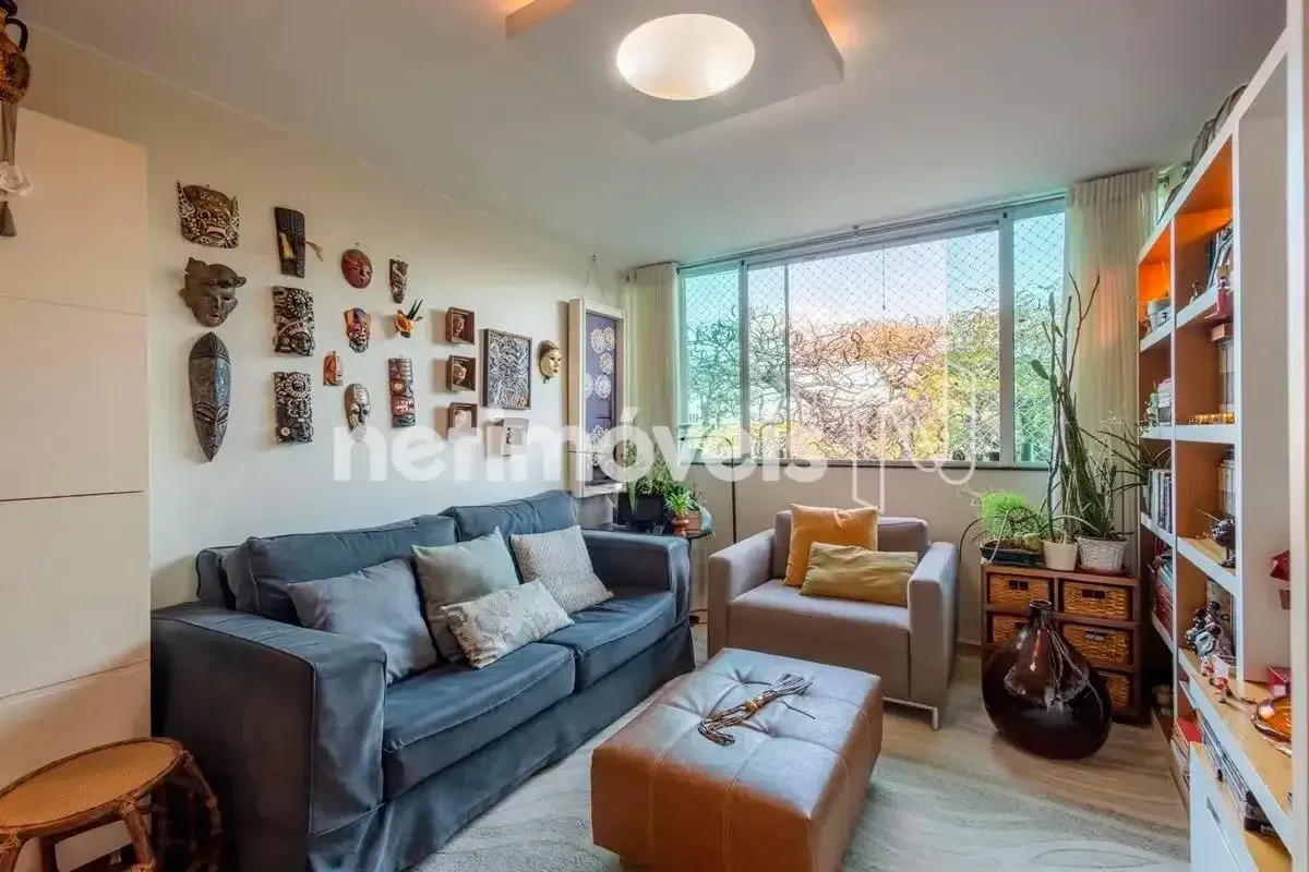 Apartamento 03 quartos Reformado - Meio de quadra - Vazado - DCE - Aceita FGTS -...