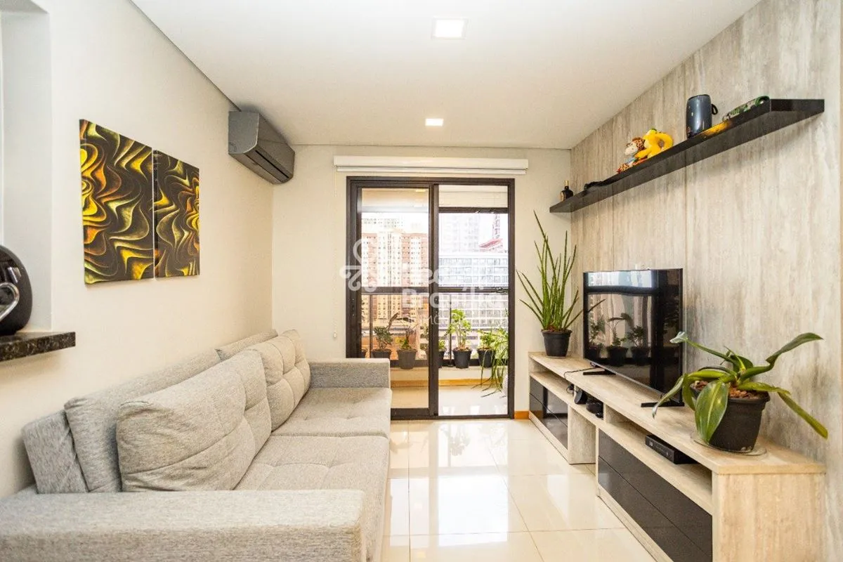 Casa Blanca Mall Residence | Rua 24 Norte51 m² muito bem distribuídos;1 suíte am...