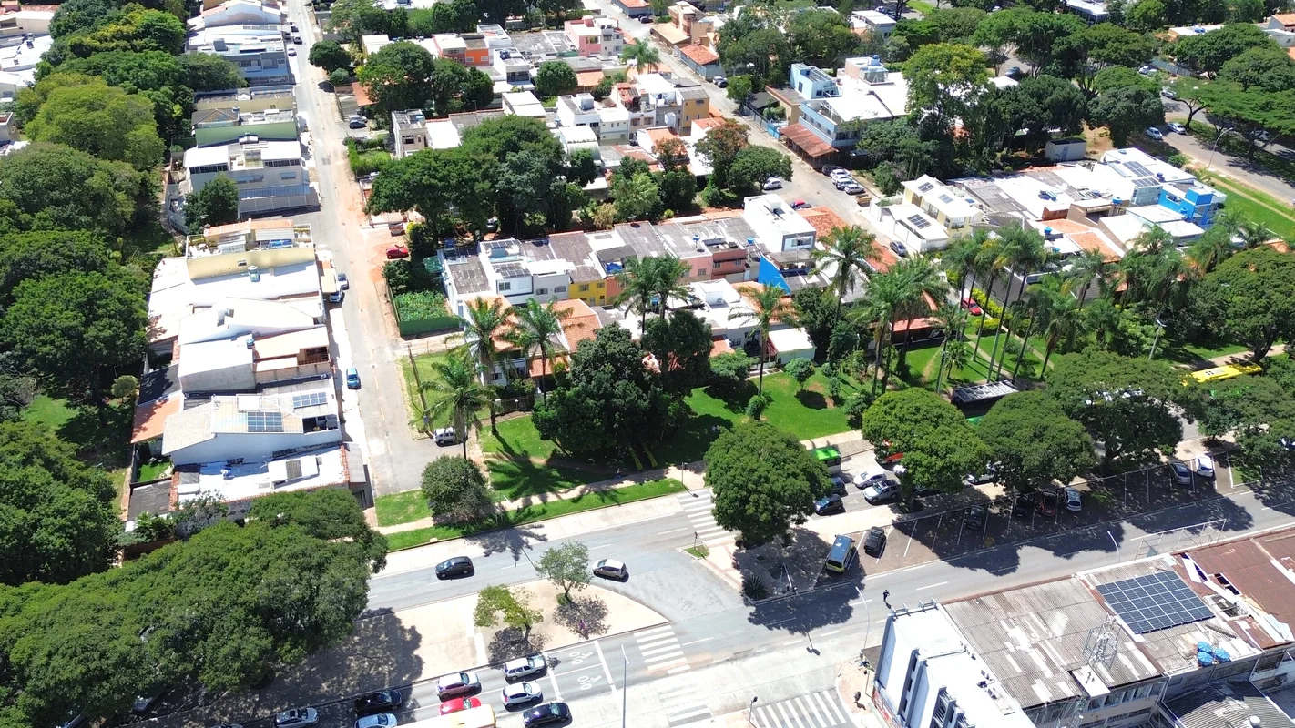 CASA NA 711 SUL | LOCALIZAÇÃO PRIVILEGIADA | POTENCIAL DE REFORMA PARA INVESTIME...