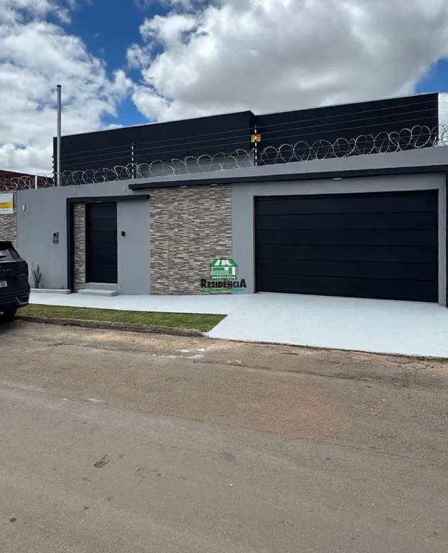 Casa a Venda no Bairro São João Médio Padrão 3 Quartos, sendo 1 Quarto c/ Suíte ...