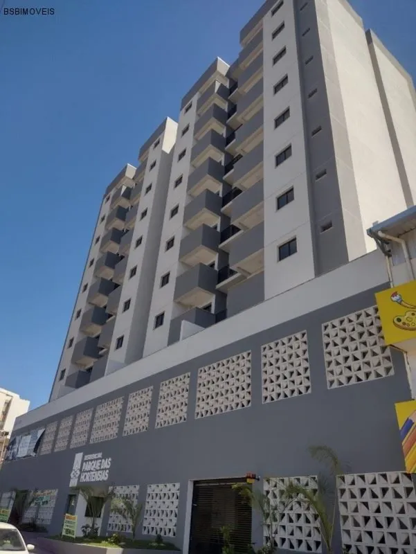 BSB IMÓVEIS APRESENTA,Apartamento com 2 quartos , sala com varanda , cozinha ame...
