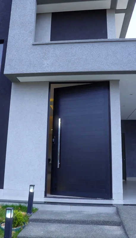 Casa Alto Padrão à Venda no Alphaville Terras Alpha 1 – Senador Canedo3 suítes |...