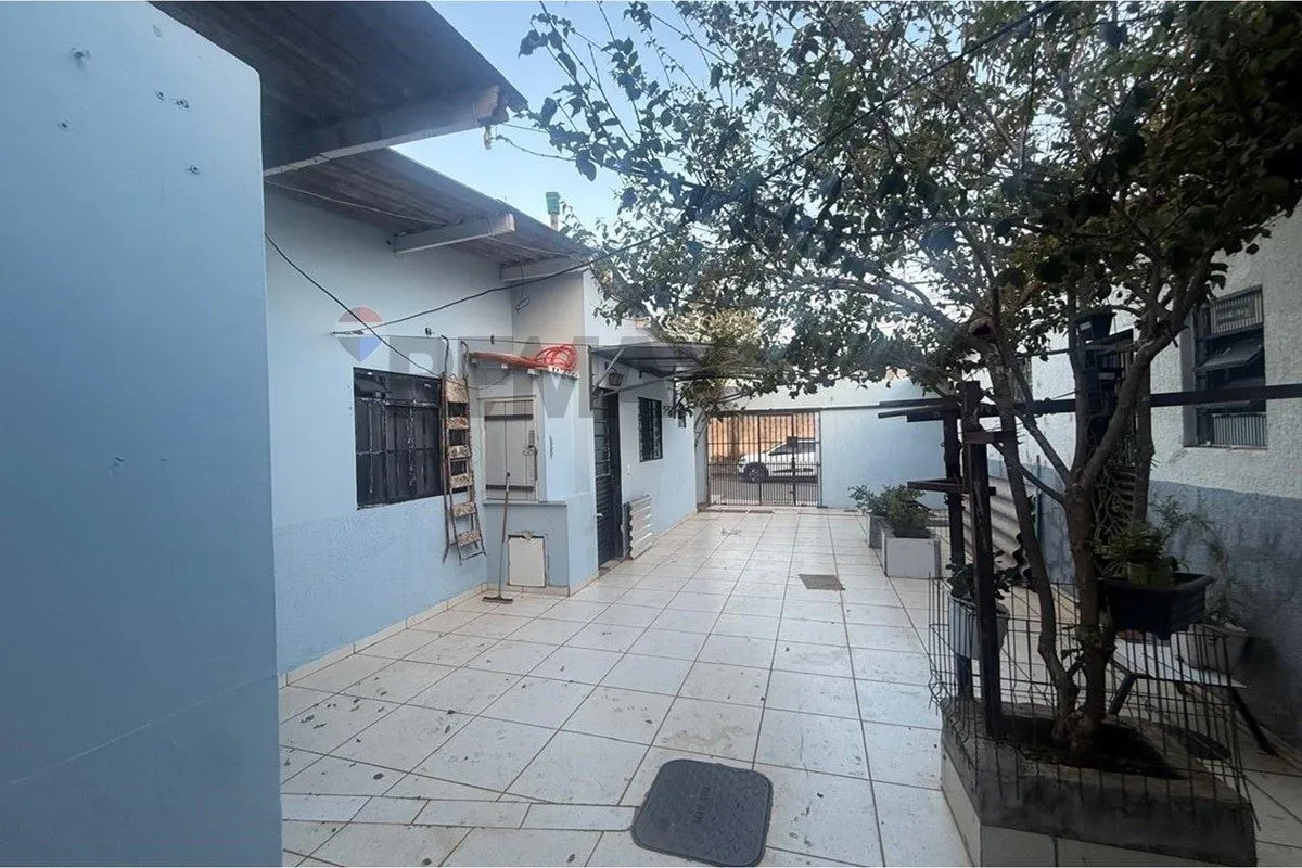 Excelente oportunidade para investidores na 415 Samambaia Norte!Lote muito bem l...