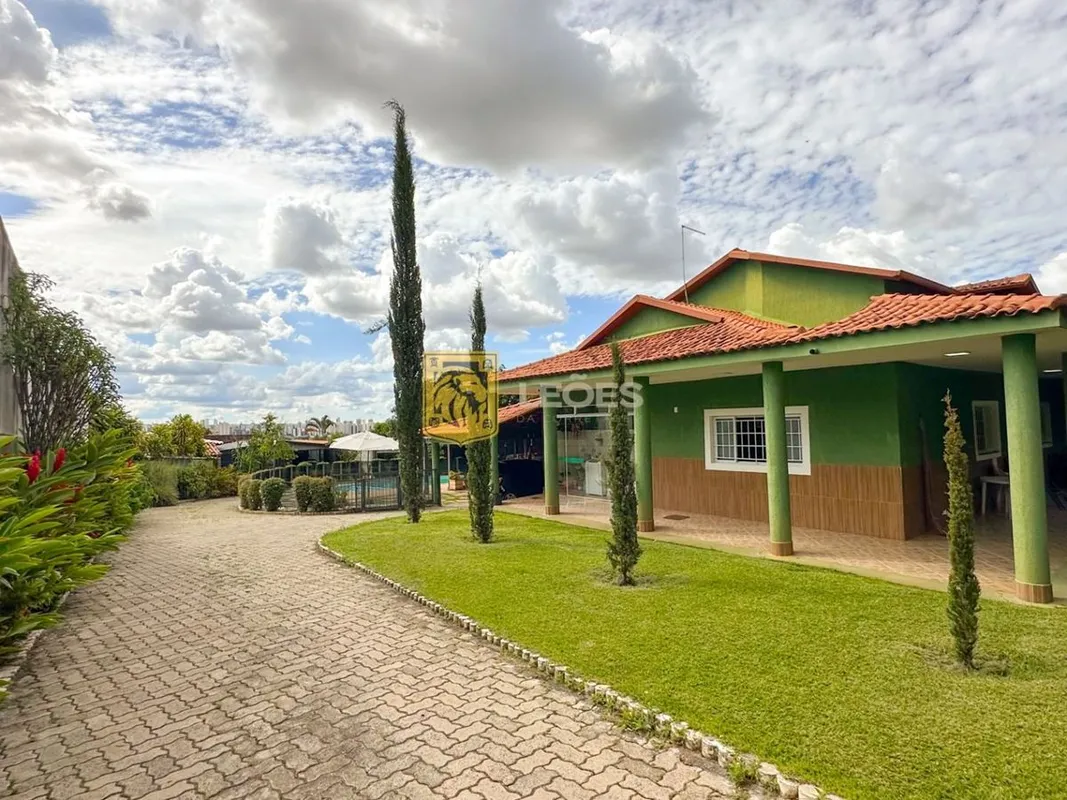 LEÕES DA CORRETAGEM VENDE O IMÓVEL QUE VOCÊ PROCURACasa à venda em Arniqueiras, ...