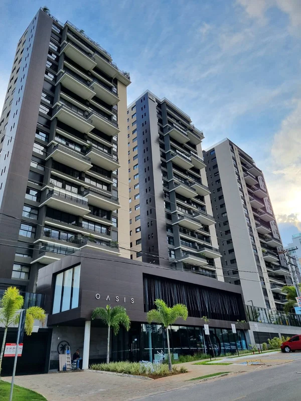 Apartamento à venda em Águas Claras DF com 3 suítes, 133m², vista livre permanen...