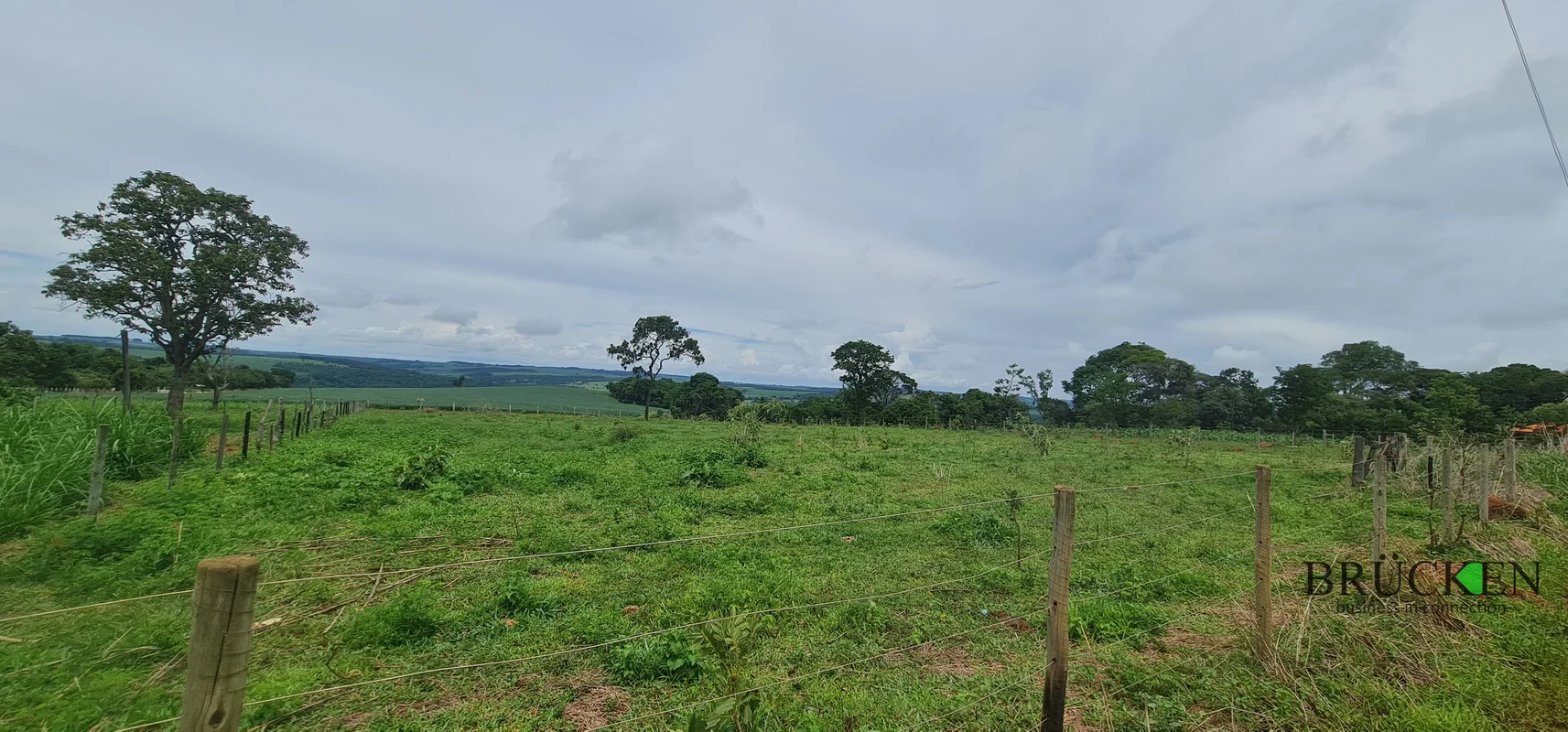 Terreno Chácara com 2.250 m2 - R$ 60.000,00 4.500 m2 - R$ 110.000,00.Área plana,...