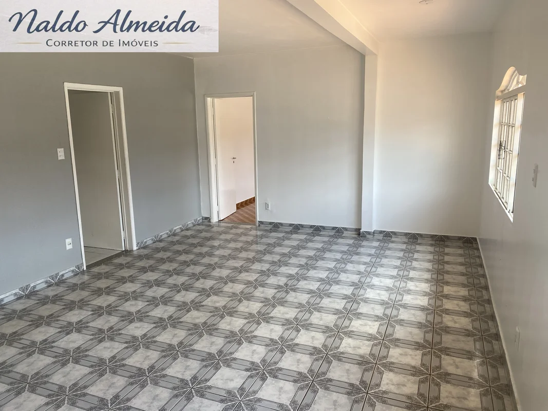 Casa confortável na melhor localização de Taguatinga Norte, QNB 11, DF. Com 4 QU...