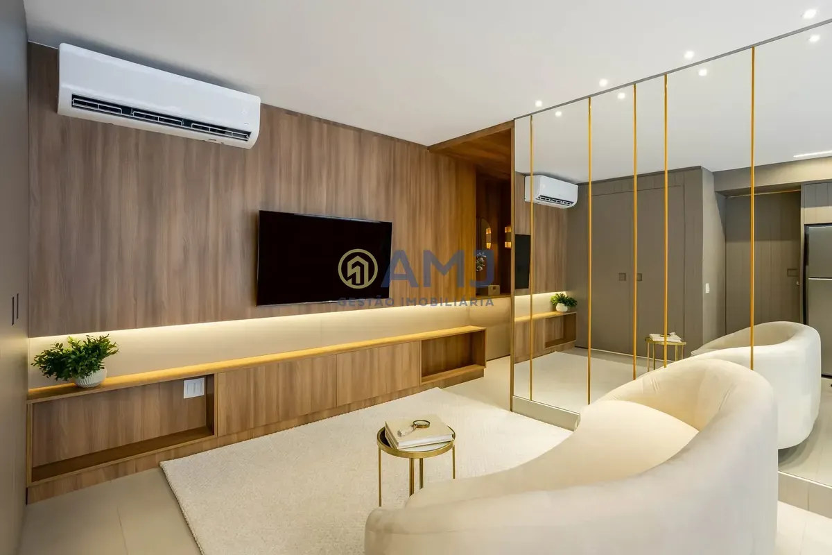 Apresentamos o Haut Compact Life by City, um empreendimento moderno que une desi...