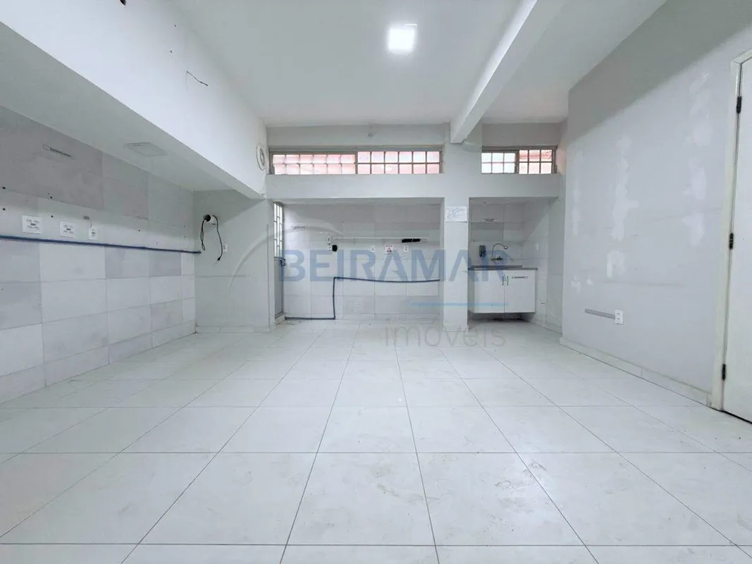 Se você procura um espaço comercial amplo, estratégico e com excelente visibilid...
