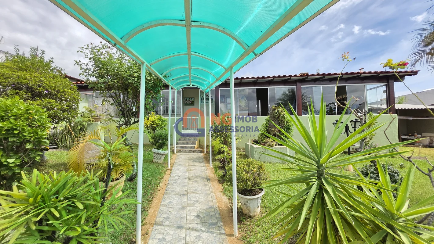 Localização:Saída rápida para o PISTÃO, EPTG e VIA ESTRUTURALImóvel:Casa térrea ...