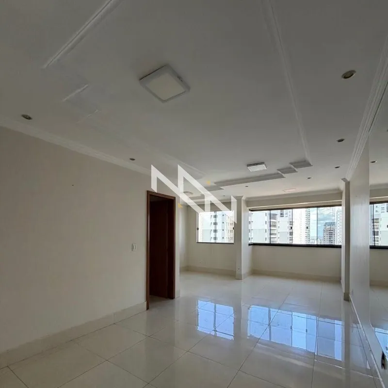 Oportunidade para venda no Setor Bueno! Apartamento com 74m², 2 quartos (1 suíte...