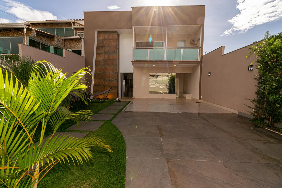Lettieri Vende casa na melhor quadra do Cruzeiro Velho, unindo localização privi...
