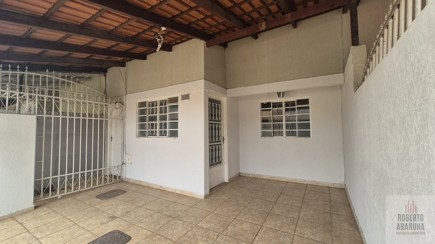 A VENDA: CASA NA QUADRA QI 08, GUARÁ I – DF. QUITADA E ESCRITURADA CASA FRONTAL:...