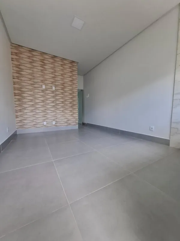 Apartamento novo com 40m², bem distribuído e funcional. Conta com 1 quarto, sala...