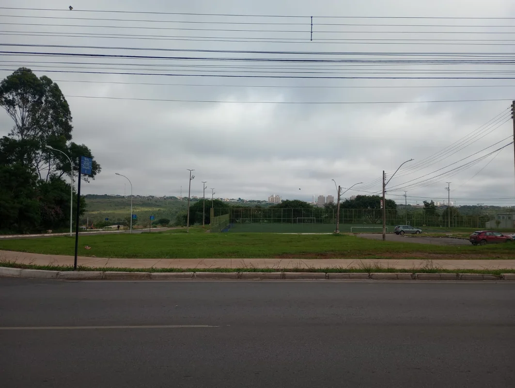 VENDO AGIO LOTE QS 610 SAMAMBAIA Vendo Ágio de lote na melhor região da samambai...