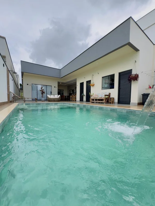 VICENTE PIRES IMOVÉIS – VENDECASA COM 3 SUÍTES + FINO ACABAMENTOR$ 1.490.000Se v...