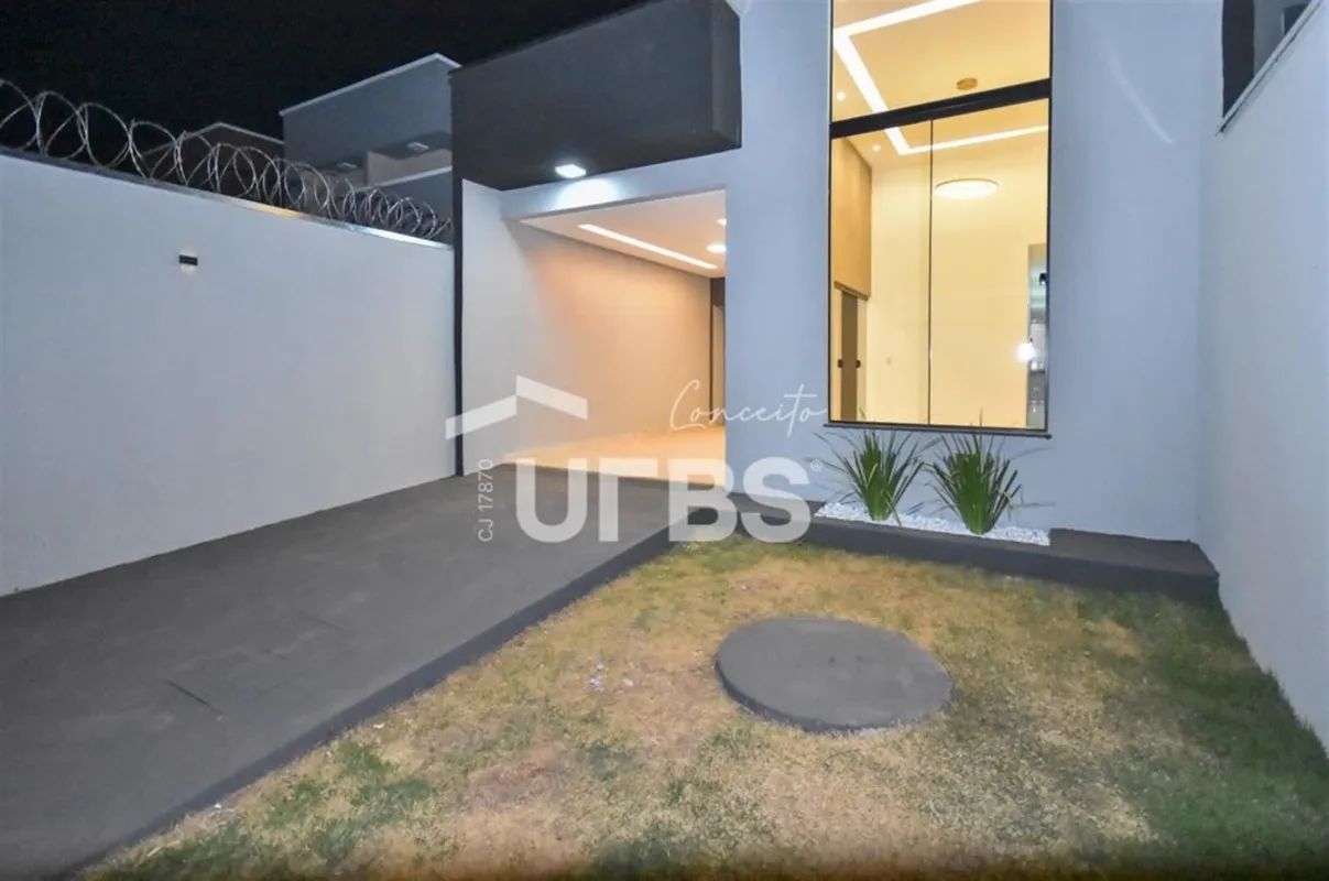 COD U-0028089 - Casa à venda no Setor dos Bandeirantes – 108m² – 3 quartos (1 su...