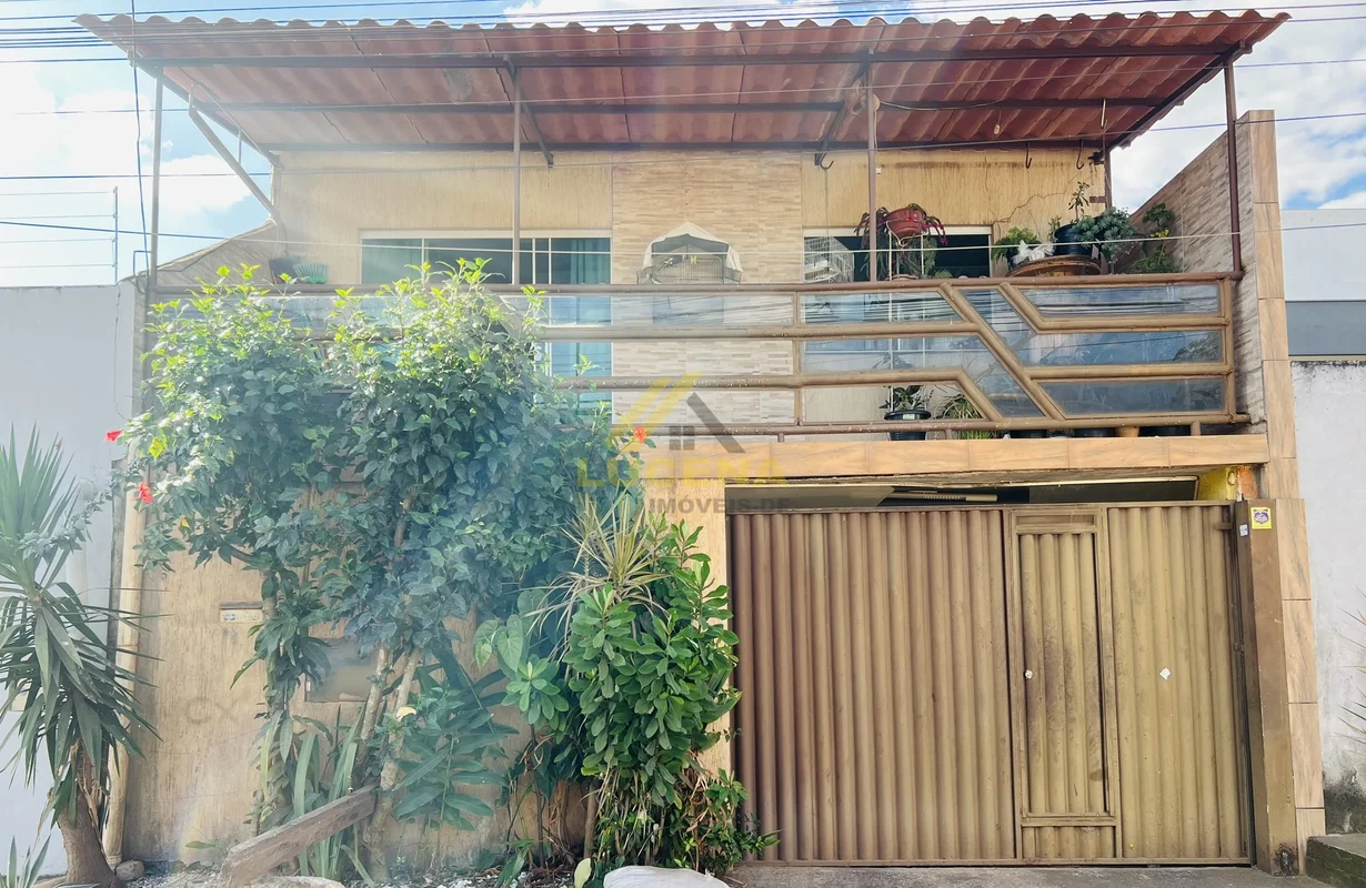 Descubra um sobrado perfeito na QSC 19, Taguatinga Sul, DF. Com excelente locali...