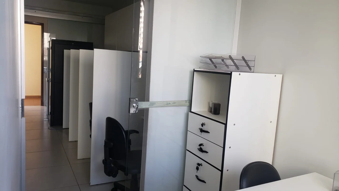 ?? Sala Comercial Mobiliada à Venda – Setor OesteExcelente oportunidade para inv...