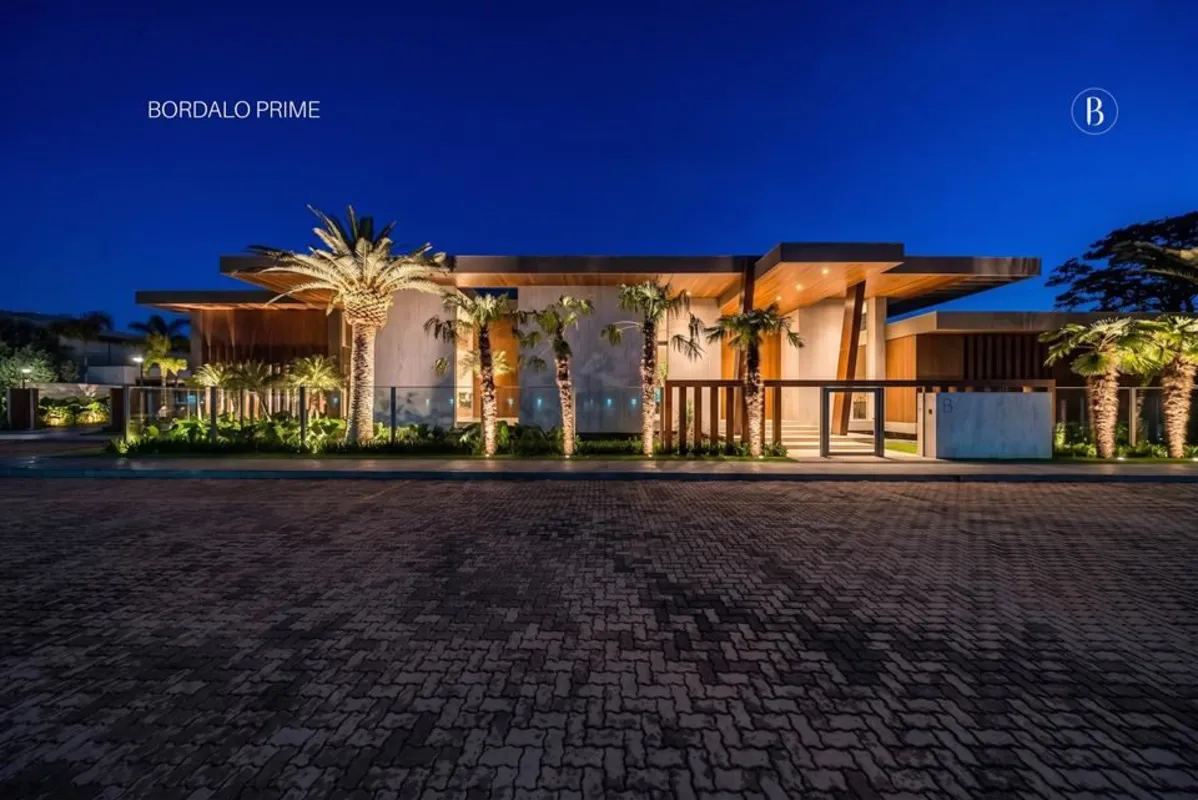 VILLA153055 - Última atualização: 02/06/26 23:31SHIS QI 05 Lago Sul Há casas que...