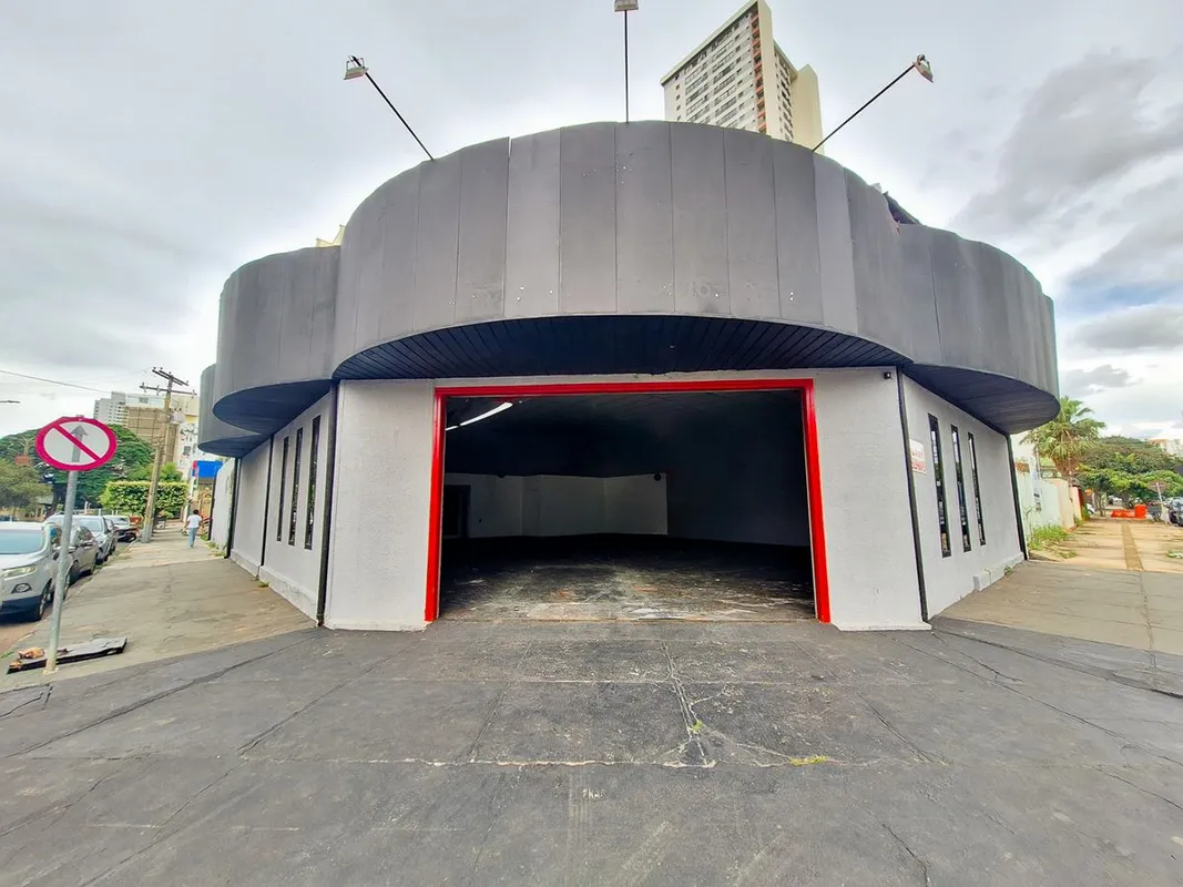 Excelente oportunidade comercial em localizaÃ§Ã£o estratÃ©gica e valorizada, com...