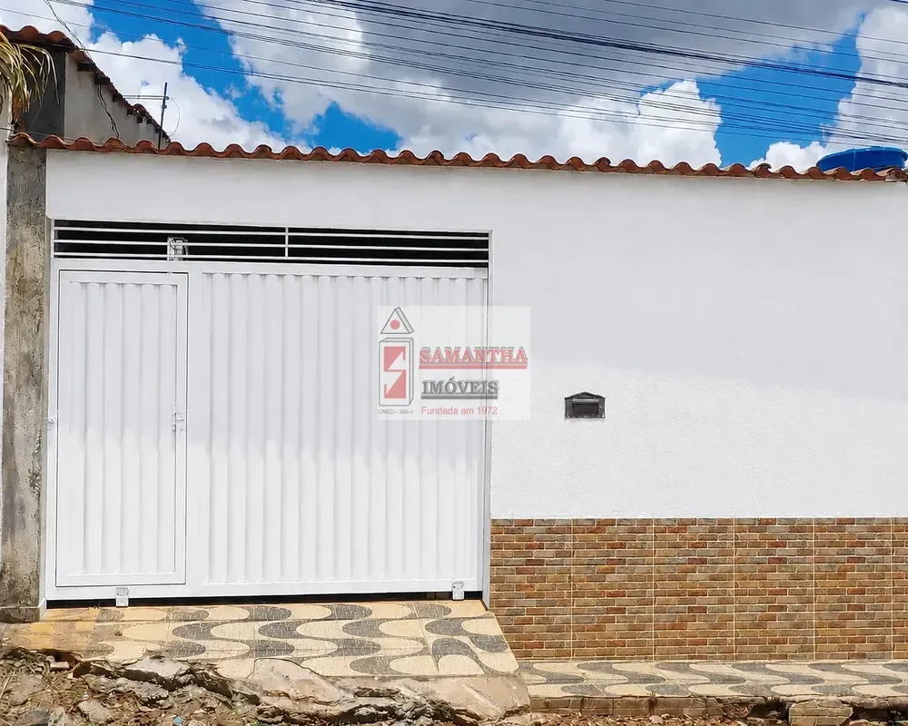 OPORTUNIDADECondomínio fechado, Chaves no ato.Garagem 2 carros, sala, cozinha, b...