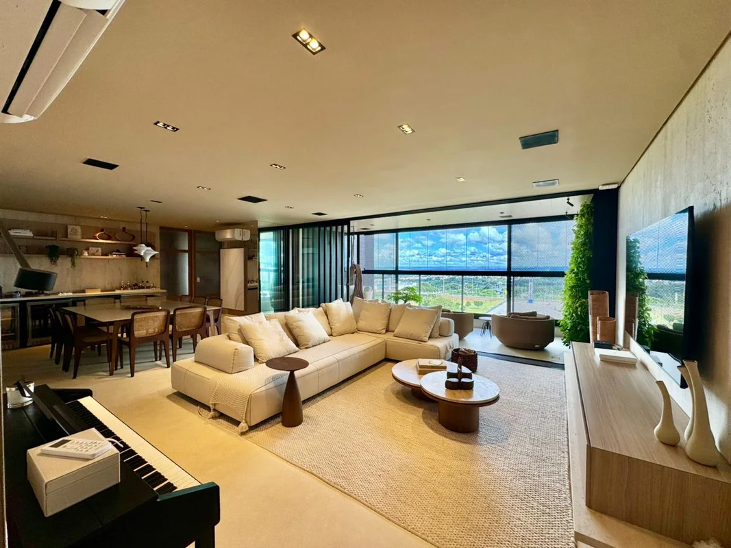 Residencial Signature • Apartamento reformado, com 2 anos de uso após a reforma....