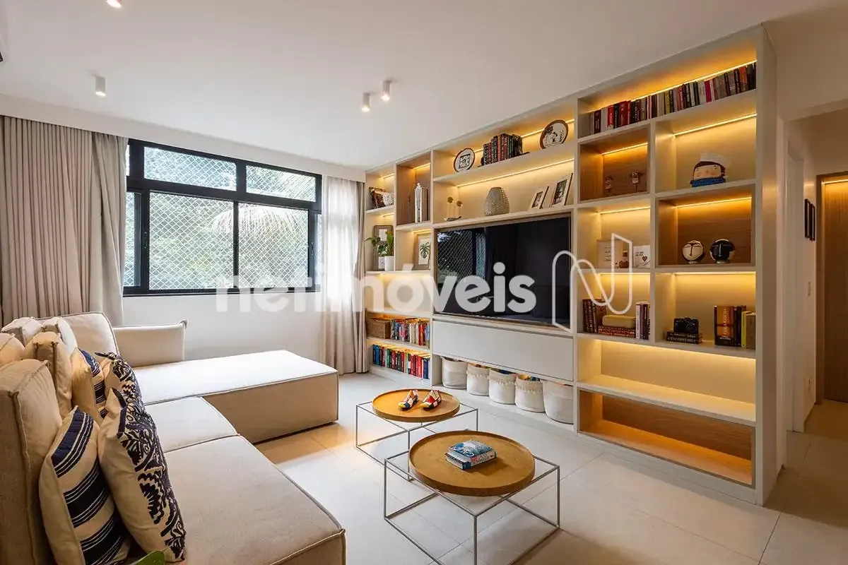 Sabe aquele apartamento onde cada detalhe foi pensado com cuidado? Este é um del...