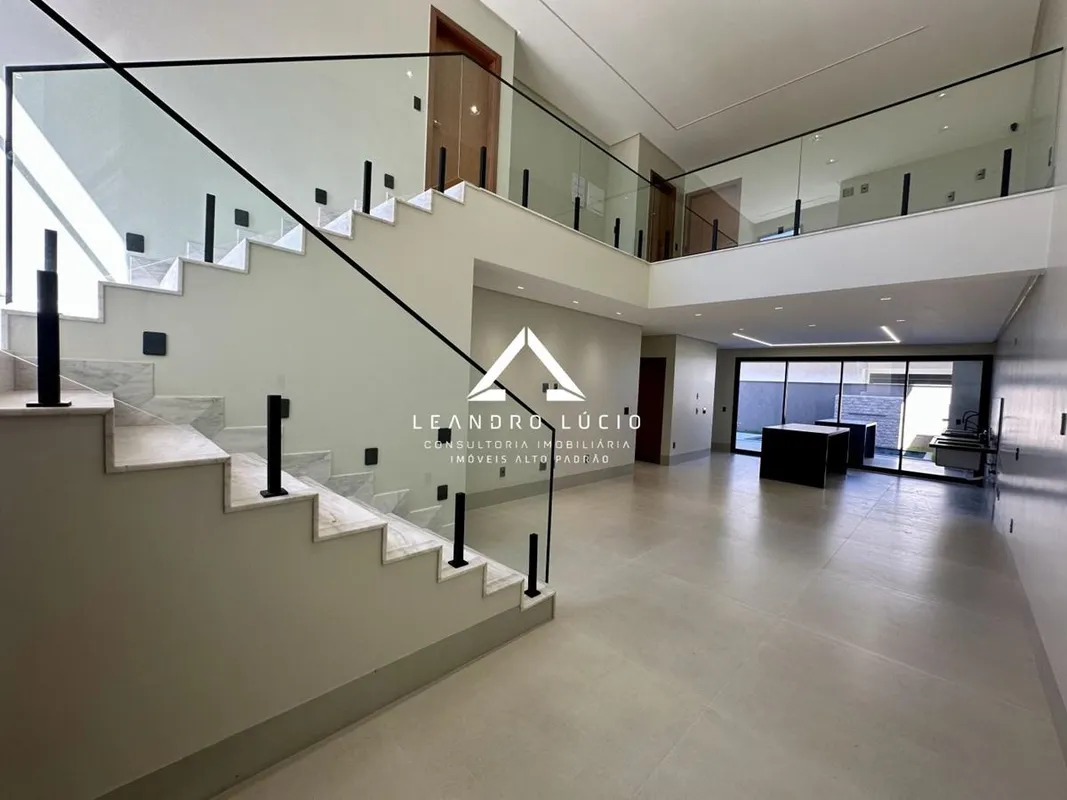 Sobrado Alto Padrão à Venda Jardins Sevilha Aparecida de Goiânia Imóvel moderno,...