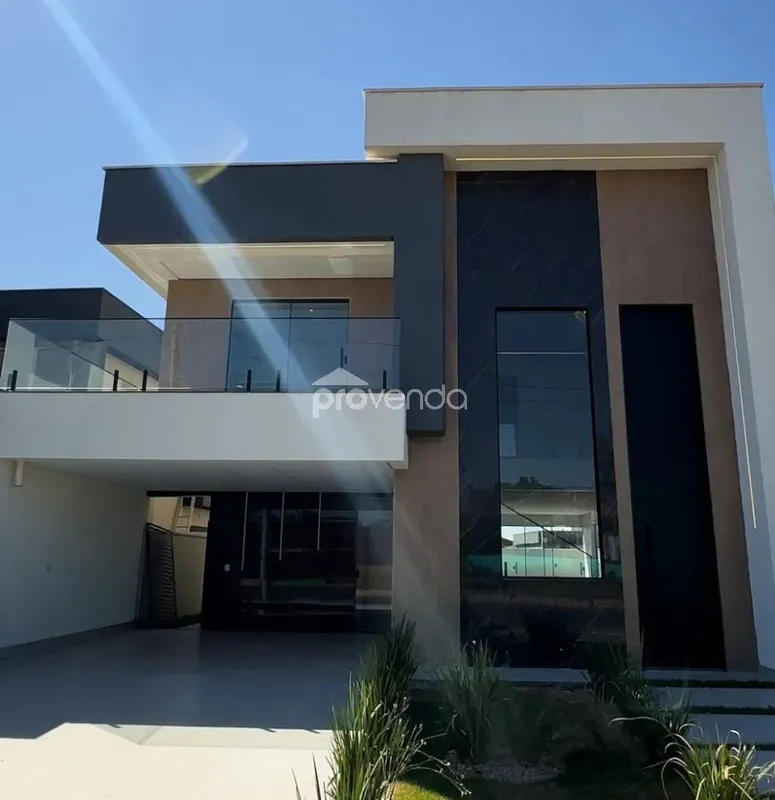 Sobrado de alto padrão com 248m² de área construída no Condomínio Villagio Tosca...