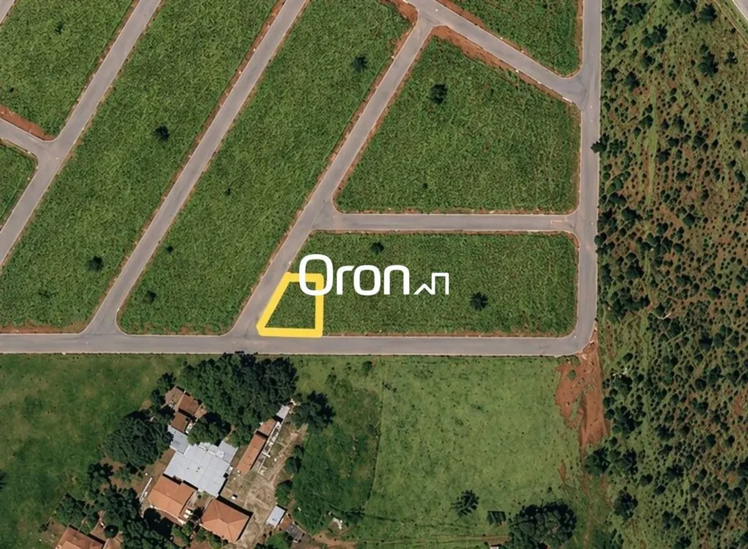 CÓDIGO DO IMÓVEL: TE1317LOCALIZAÇÃO:Em região de franca valorização, próximo à C...