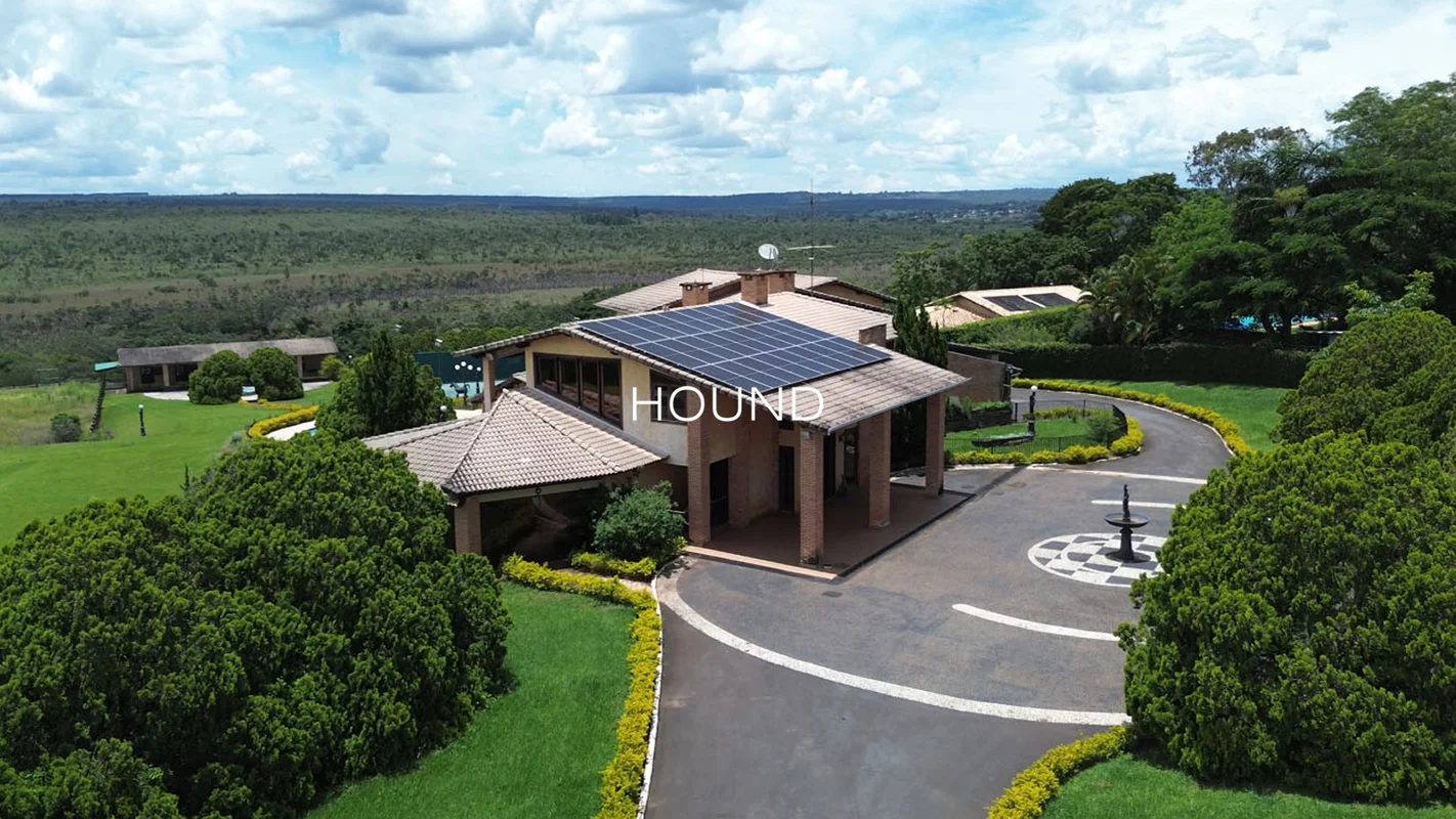 HOUND | Sinta-se em casa.Não somos uma imobiliária. Somos corretores de imóveis ...
