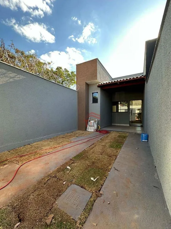 Vende-se Casa Parque Eldorado OesteCasa térreaEsquadrias em blindex2 quartos, se...