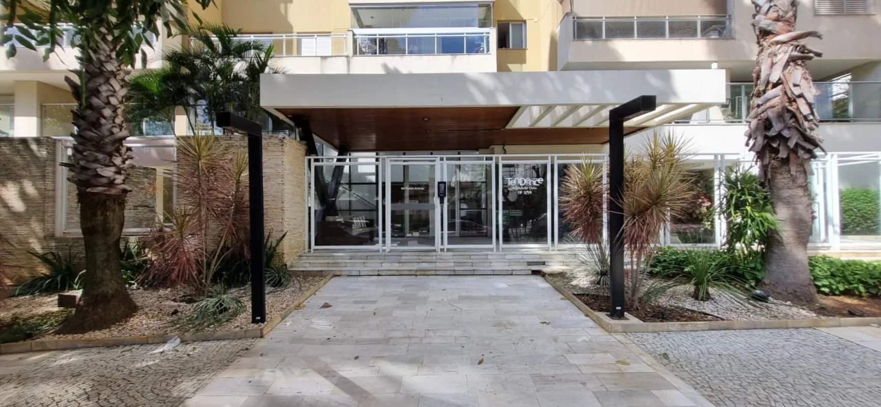 Descrição- 109m² de área privativa- 3 suítes- Garagem para 2 carrosDestaques do ...