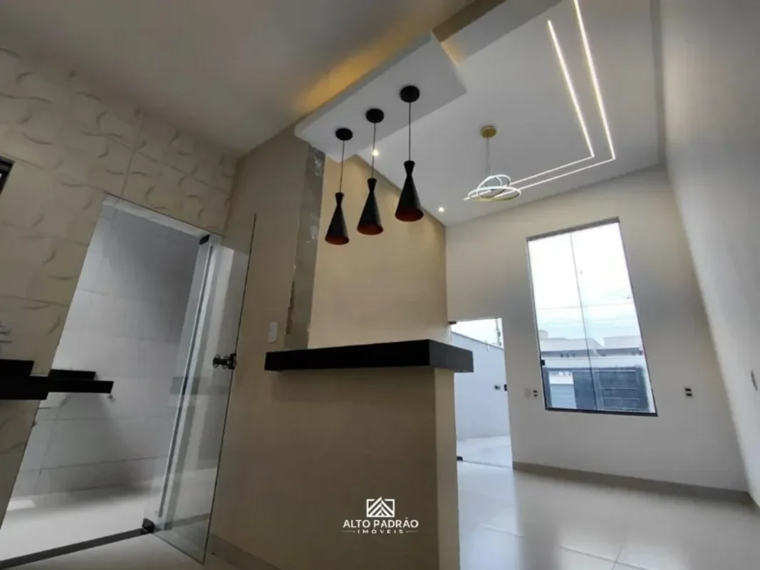 ? CASA MODERNA – EXCELENTE LOCALIZAÇÃO | GOIÂNIA/GO?? Terreno: 175m²?? Construçã...